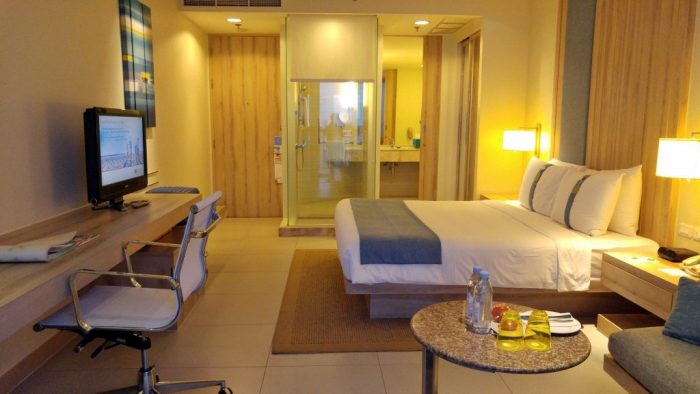 Bay Tower Room at Holiday Inn Pattaya